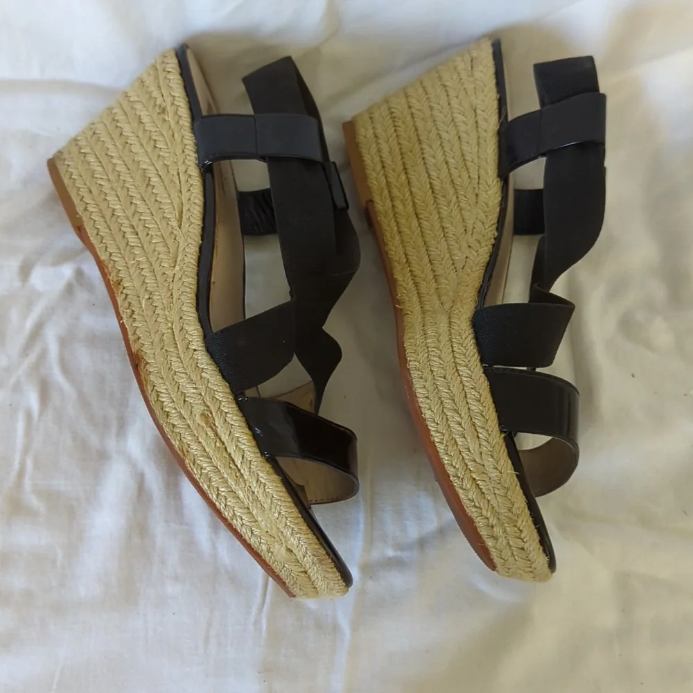 Black wide strap patent leather wedges